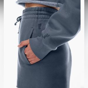 Aritzia Tna Fleece Shorts